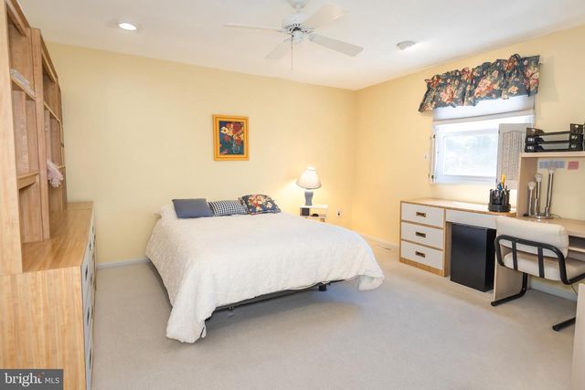 36 SUMMER PL, Huntingdon Valley, PA 19006