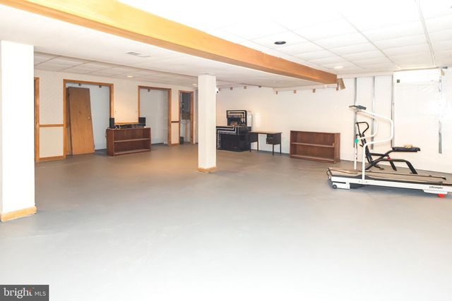 36 SUMMER PL, Huntingdon Valley, PA 19006