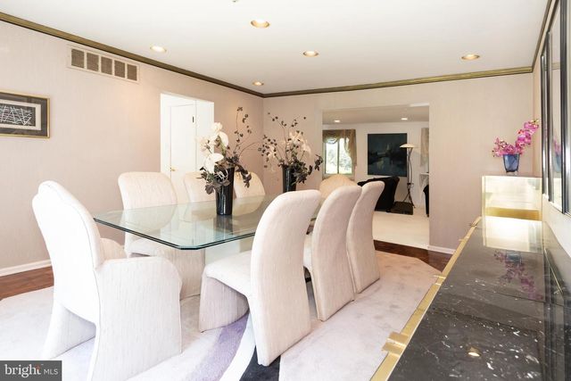 36 SUMMER PL, Huntingdon Valley, PA 19006