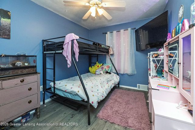 2617 Edgebrook Drive, Lansing, MI 48906