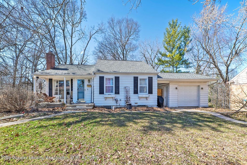 2617 Edgebrook Drive, Lansing, MI 48906