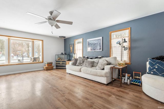 19520 Palisade Avenue, South Bend, IN 46637