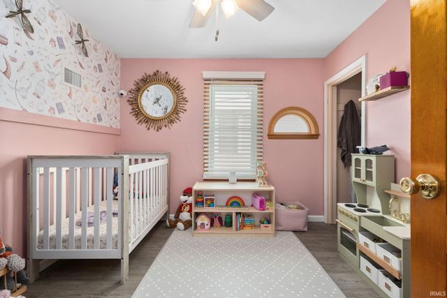 19520 Palisade Avenue, South Bend, IN 46637