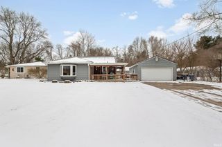 19520 Palisade Avenue, South Bend, IN 46637