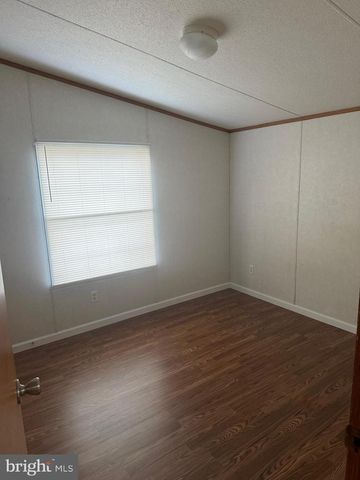 85 CHEROKEE DR, Windsor, PA 17366