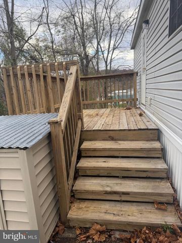 85 CHEROKEE DR, Windsor, PA 17366