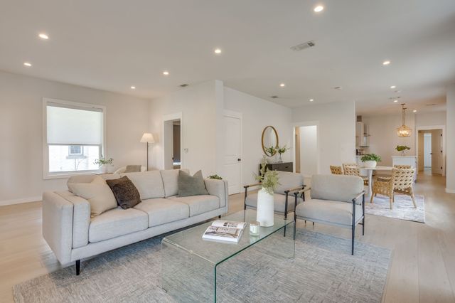 5614 Richmond Avenue, Dallas, TX 75206