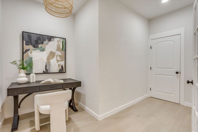 5614 Richmond Avenue, Dallas, TX 75206