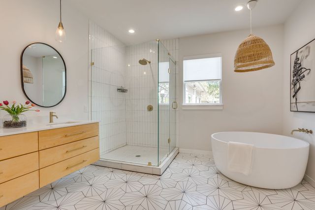 5614 Richmond Avenue, Dallas, TX 75206