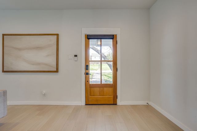 5614 Richmond Avenue, Dallas, TX 75206