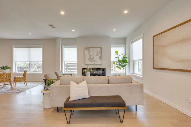 5614 Richmond Avenue, Dallas, TX 75206