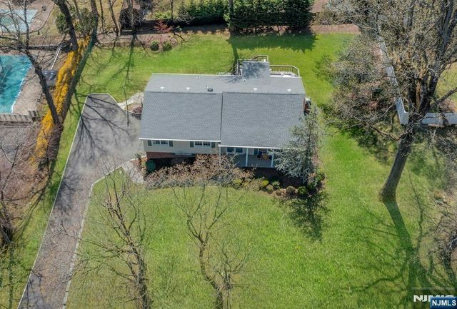 573 Dorchester Drive, River Vale, NJ 07675