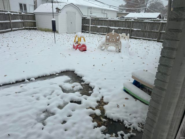 4304 N Oakwood Avenue, Muncie, IN 47404