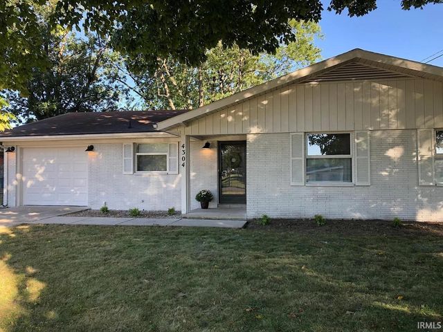 4304 N Oakwood Avenue, Muncie, IN 47404