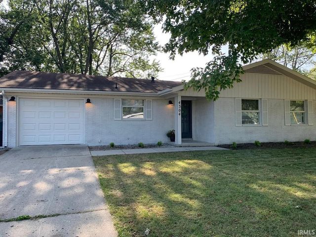 4304 N Oakwood Avenue, Muncie, IN 47404