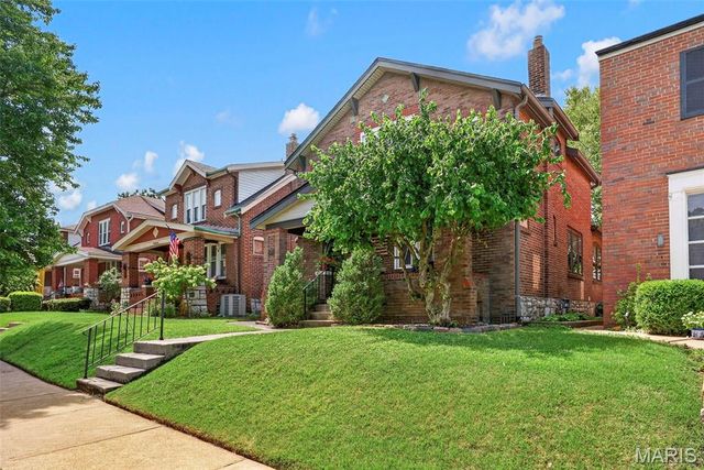4074 Alma Avenue, St Louis, MO 63116