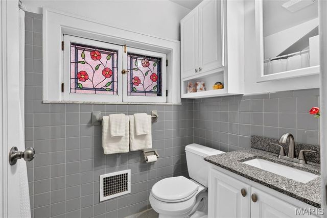 4074 Alma Avenue, St Louis, MO 63116
