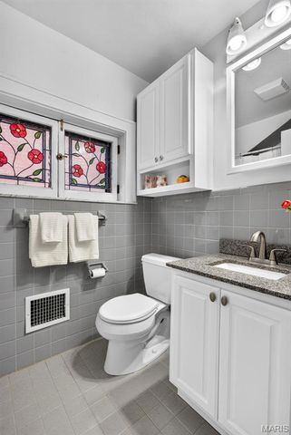 4074 Alma Avenue, St Louis, MO 63116