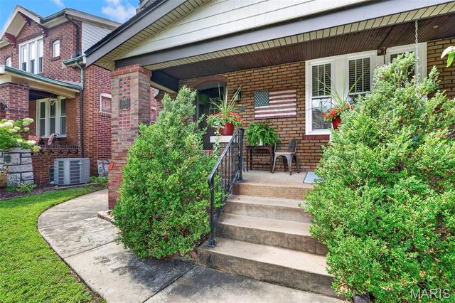 4074 Alma Avenue, St Louis, MO 63116