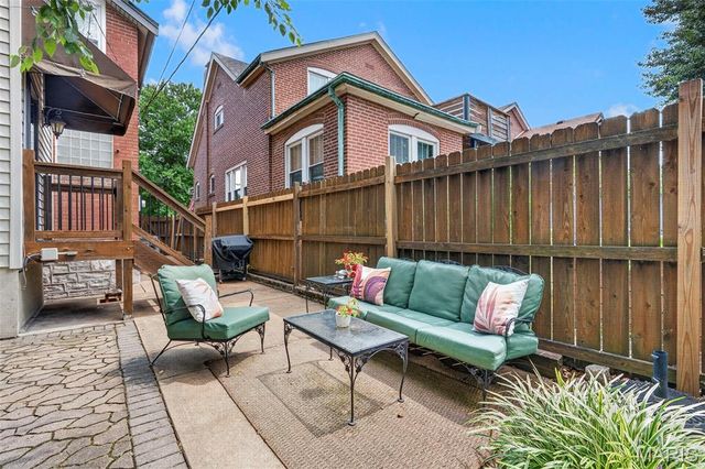 4074 Alma Avenue, St Louis, MO 63116