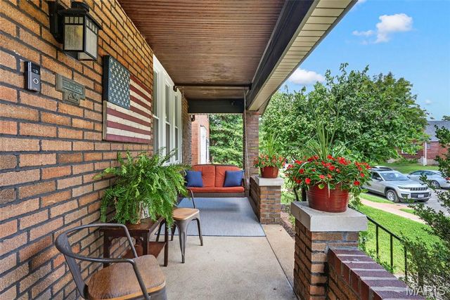 4074 Alma Avenue, St Louis, MO 63116