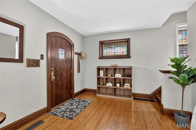 4074 Alma Avenue, St Louis, MO 63116