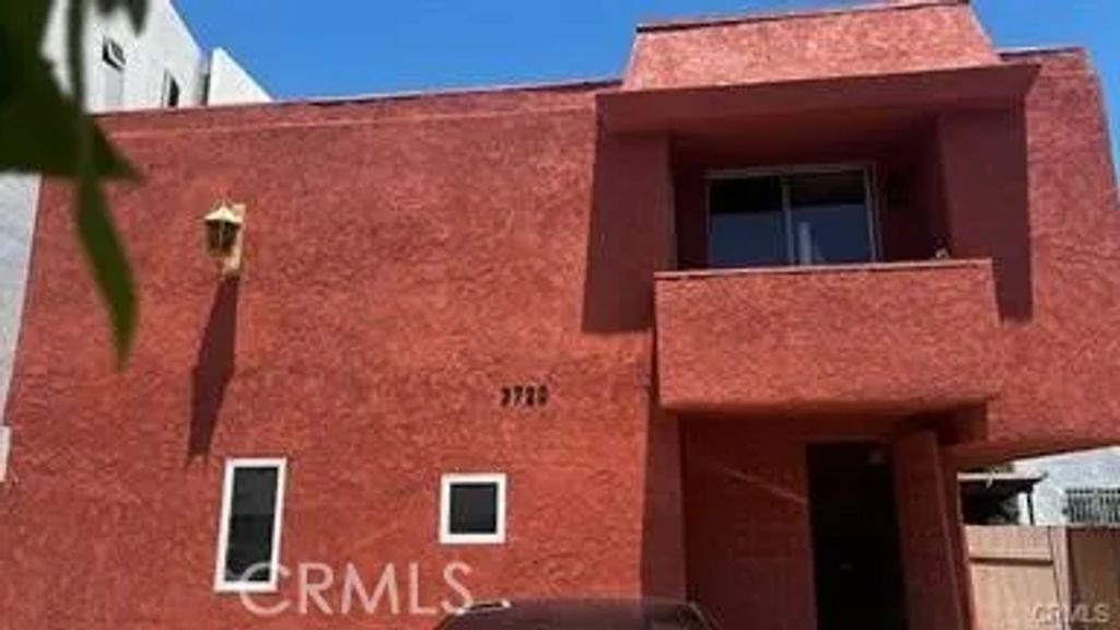 3720 Kelton 5, Los Angeles, CA 90034