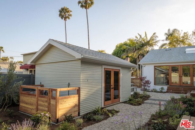 1318 N Ogden Drive, Los Angeles, CA 90046