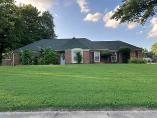7218 BARNSTABLE RD, Memphis, TN 38125