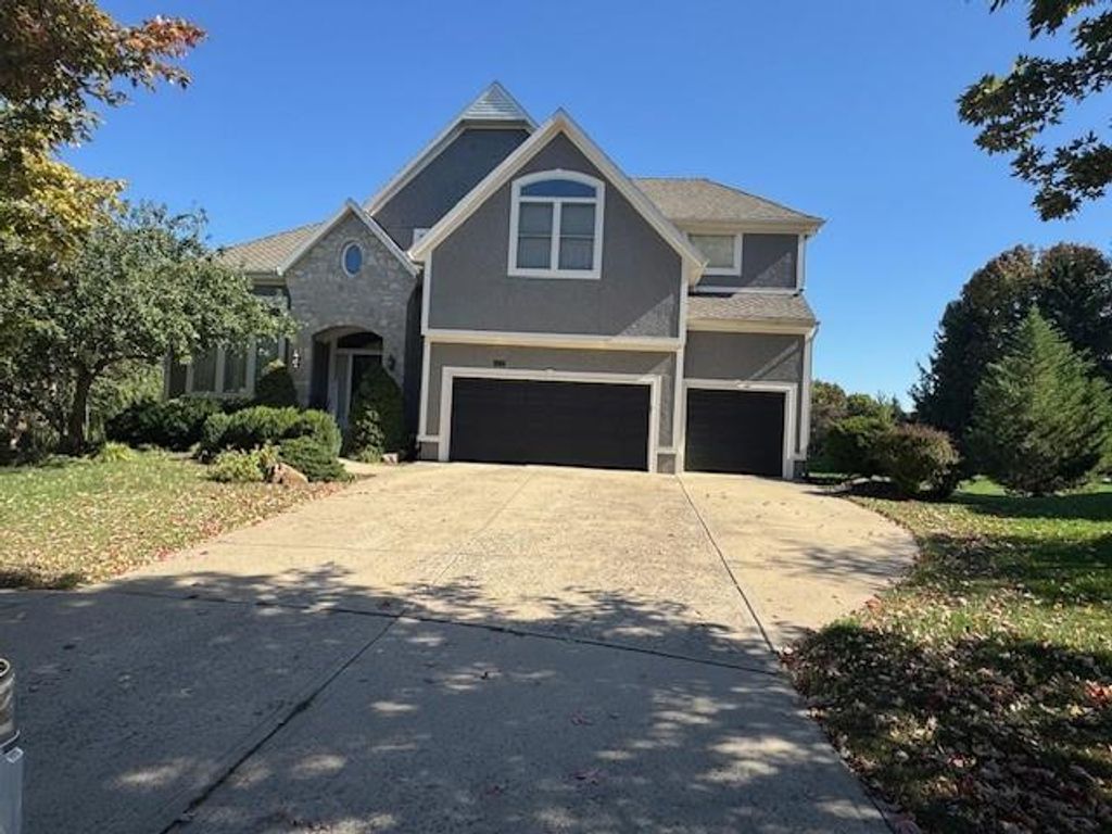 14741 Maple Street, Overland Park, KS 66223