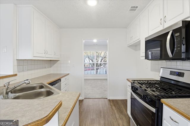 1296 Melrose Forest Lane, Lawrenceville, GA 30045