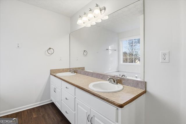 1296 Melrose Forest Lane, Lawrenceville, GA 30045