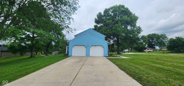 32 Edgelea Drive, Greencastle, IN 46135
