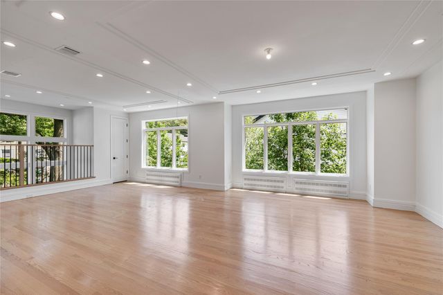 26 Suffern Place 202, Monsey, NY 10952