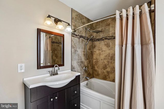 8239 PEACH ORCHARD RD, Baltimore, MD 21222