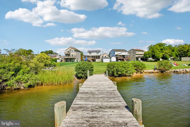 8239 PEACH ORCHARD RD, Baltimore, MD 21222