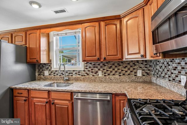 8239 PEACH ORCHARD RD, Baltimore, MD 21222