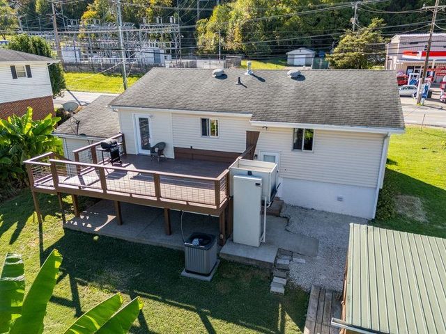 583 DAVIS CREEK ROAD, Barboursville, WV 25504