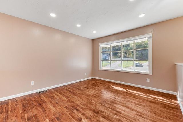 583 DAVIS CREEK ROAD, Barboursville, WV 25504