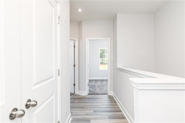 1047 Bullpen Bluffs, Lawrenceville, GA 30043