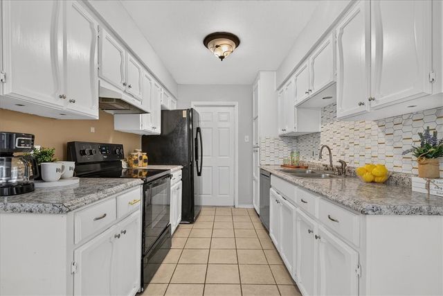 4654 Vail St, Corpus Christi, TX 78413