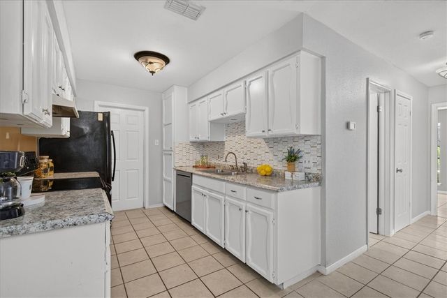 4654 Vail St, Corpus Christi, TX 78413