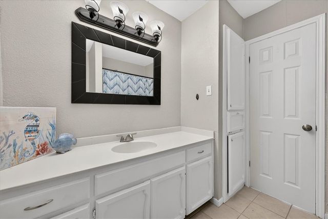 4654 Vail St, Corpus Christi, TX 78413