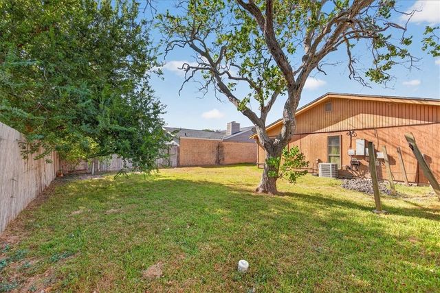 4654 Vail St, Corpus Christi, TX 78413