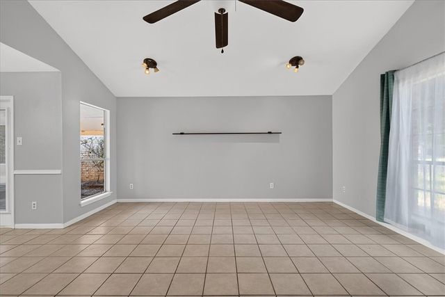 4654 Vail St, Corpus Christi, TX 78413