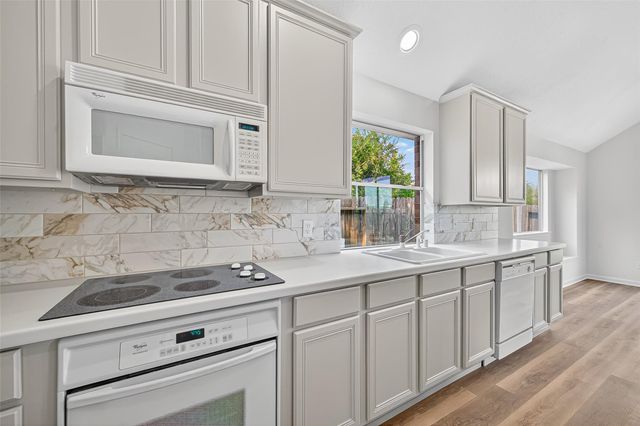 11210 Stoney Meadow Drive, Houston, TX 77095