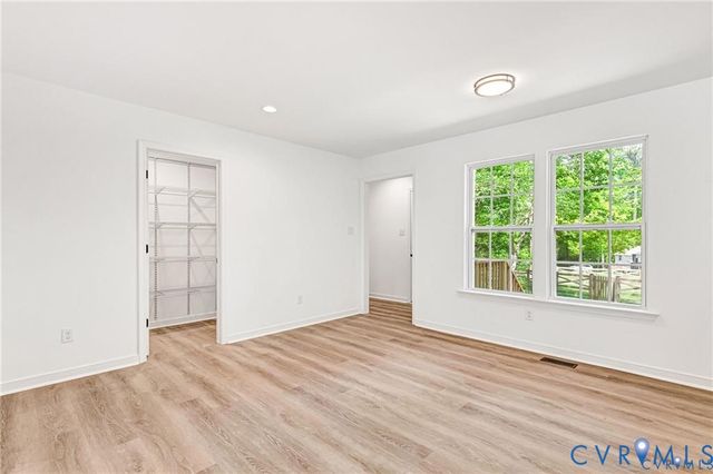 312 Union Dr, Ruther Glen, VA 22546