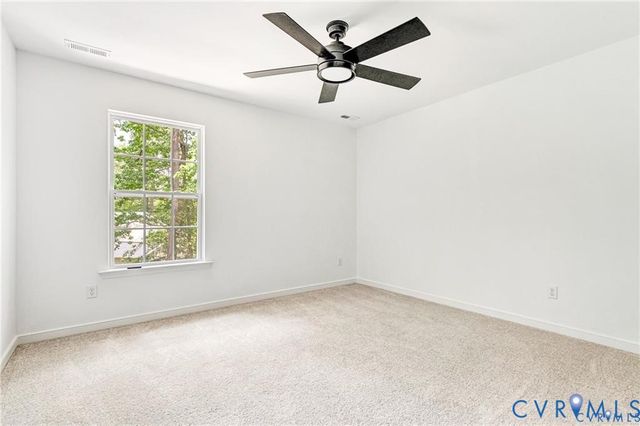 312 Union Dr, Ruther Glen, VA 22546