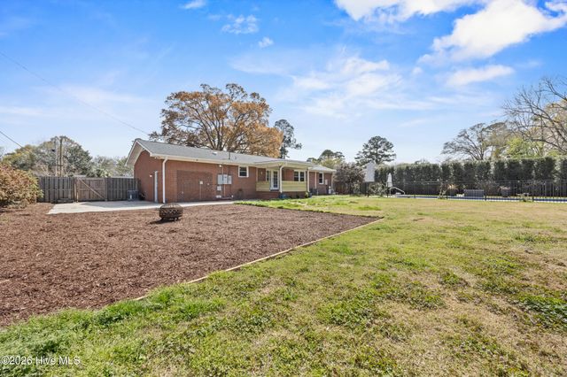 1702 Lincoln Road, Wilmington, NC 28403