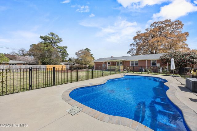 1702 Lincoln Road, Wilmington, NC 28403